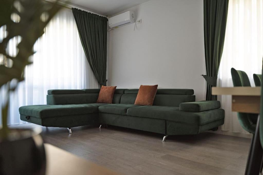 Eliza'S Apartment By Oasis Homes Oradea Luaran gambar