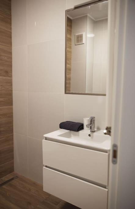 Eliza'S Apartment By Oasis Homes Oradea Luaran gambar